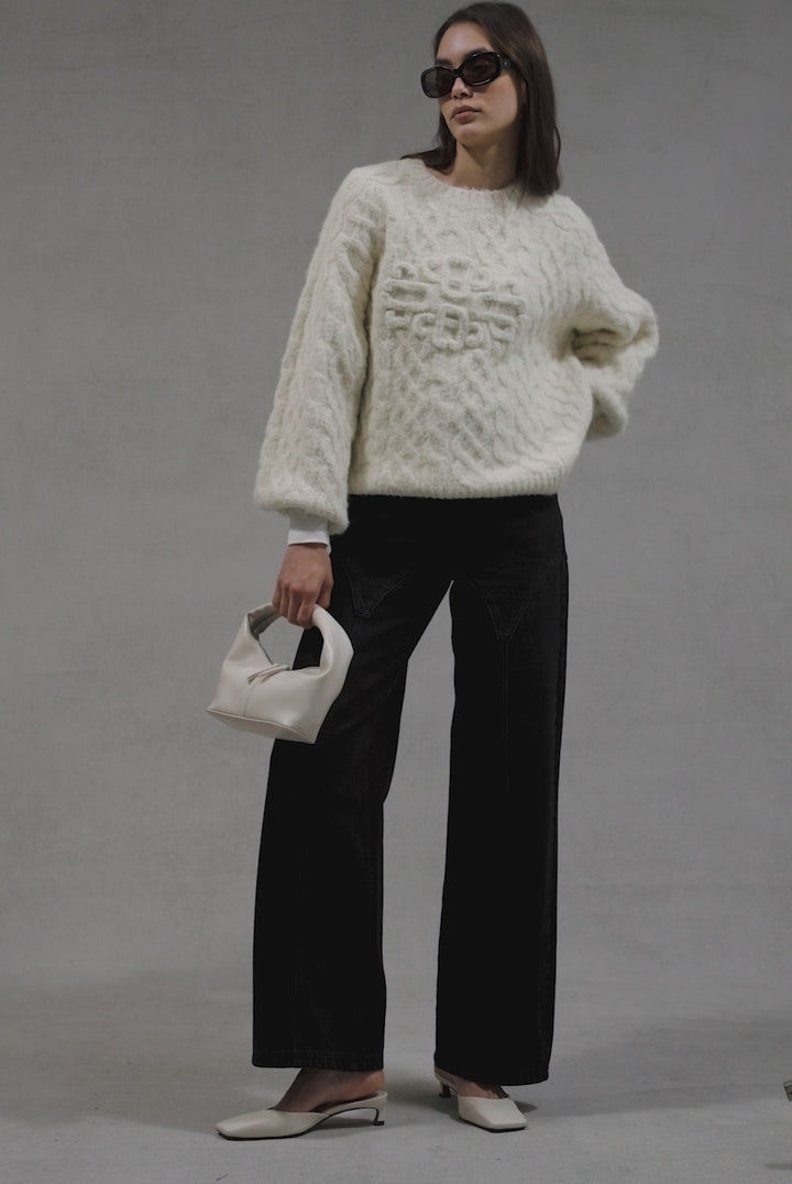 Translation missing: en.FLUFFY CABLE KNIT EMBLEM JUMPER - BEIGE