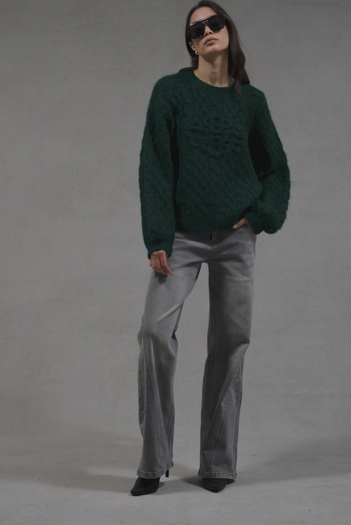 Translation missing: en.FLUFFY CABLE KNIT EMBLEM JUMPER - FOREST GREEN