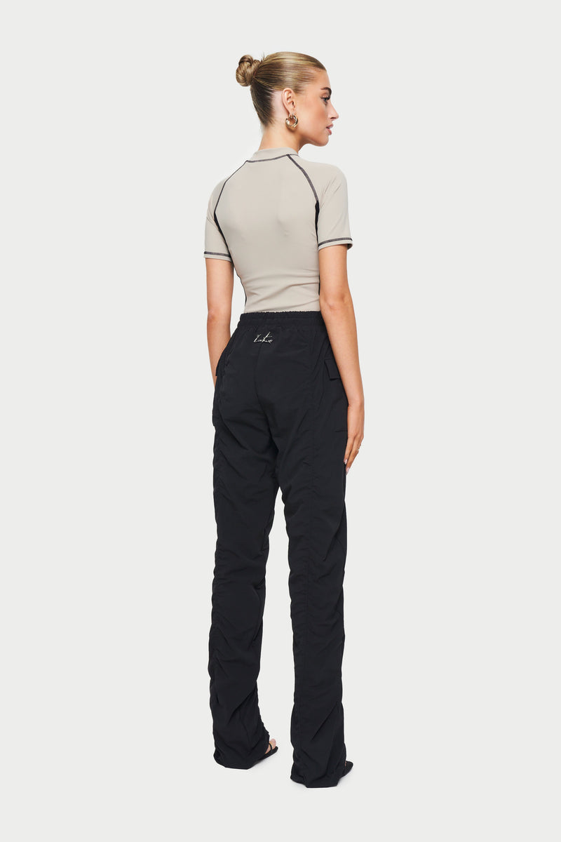 RUCHED DETAIL STRETCH CARGO PANTS - BLACK